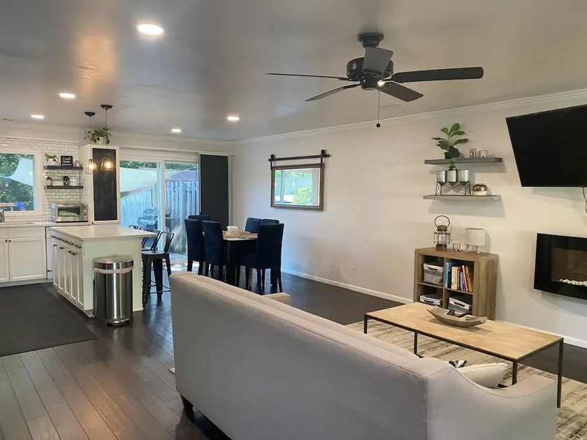 Cheerful 3 bedroom home w/ fun backyard + parking - Image 1