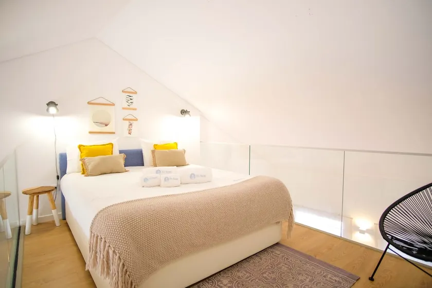 Stylish Duplex steps away from the Beach - Image 1