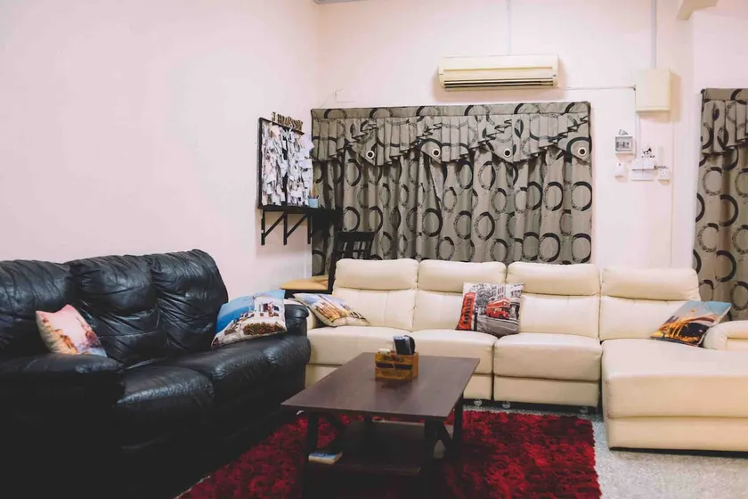 # J Homestay [15PAX 〽️4ROOM〽️TOWN AREA] - Image 1