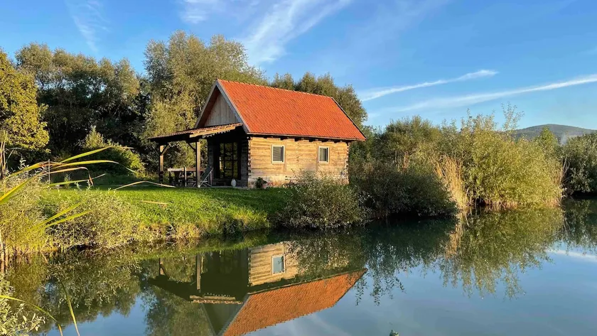 Country House - Image 1