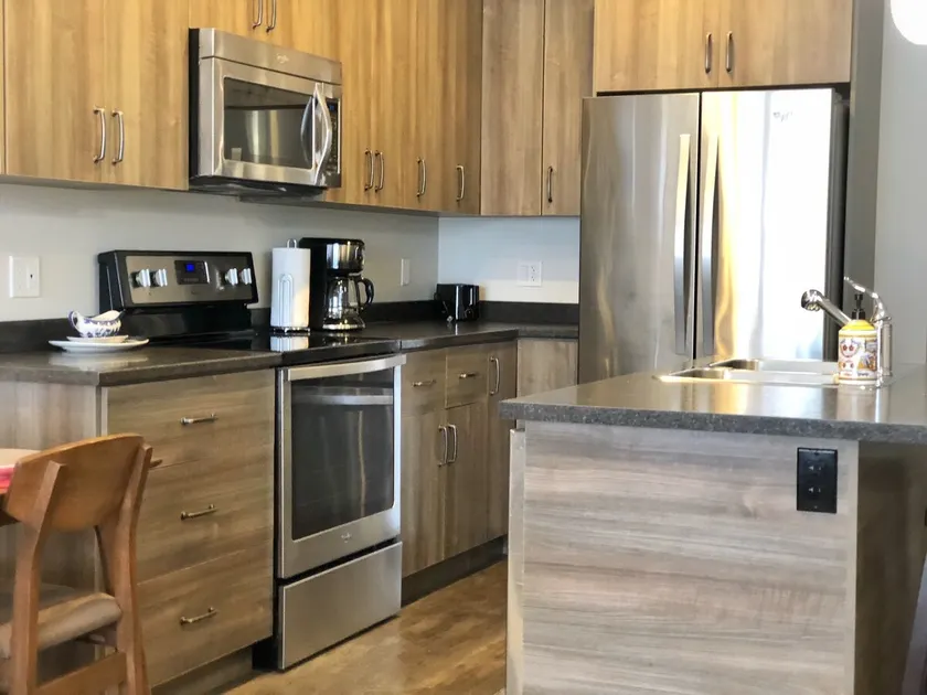 Entire place - 4 bed, 2 bath, sleeps 10, central - Image 1
