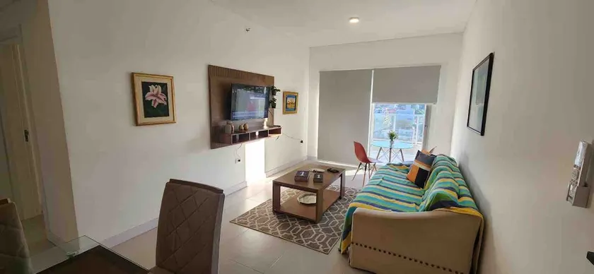 A beautiful apartment with an excellent view and location - Image 1