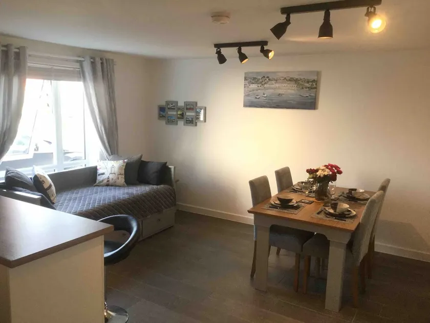 Luxury Modern Marina Apartment G Floor - Image 1