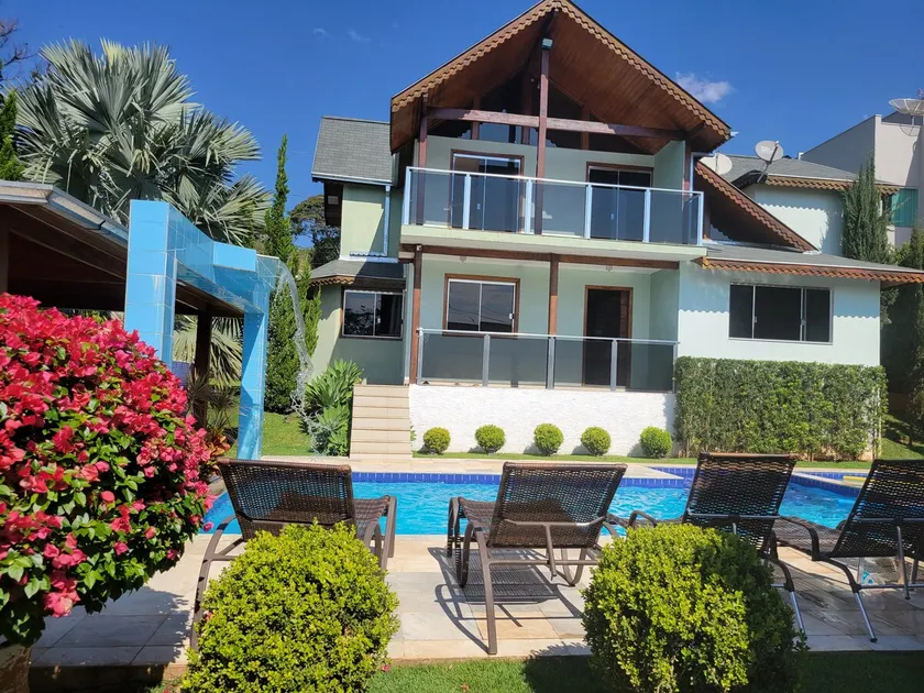 Luxury House, 4 bedrooms, 1 room, sauna, barbecue, Wi-Fi, air conditioning - Image 1