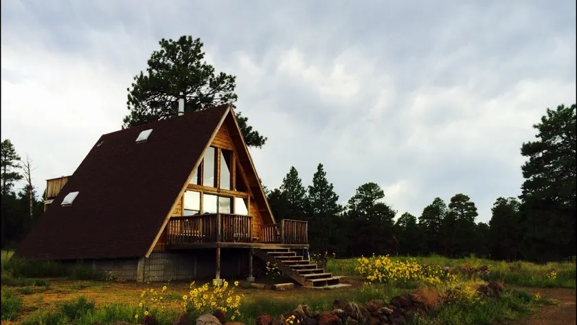 A-frame Mountain View Cabin in the National Forest - Image 1