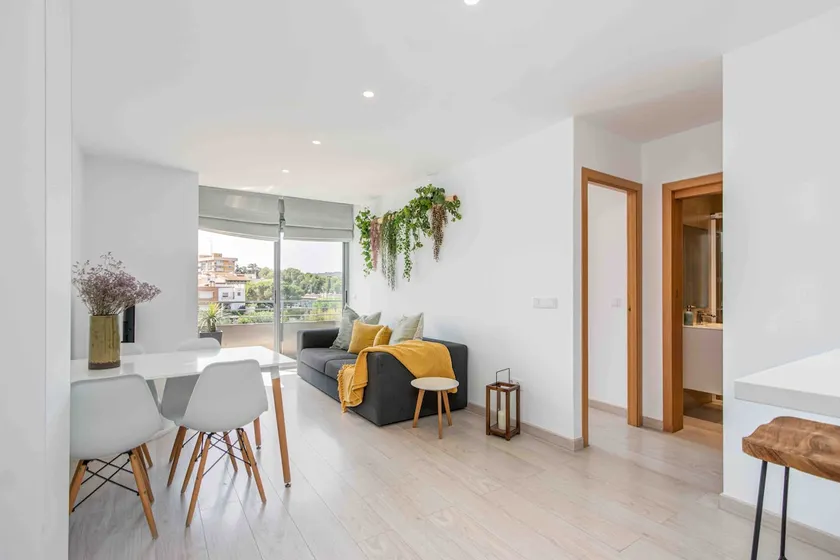 Milenial Immo | Your stay in Dalí's city - Image 1