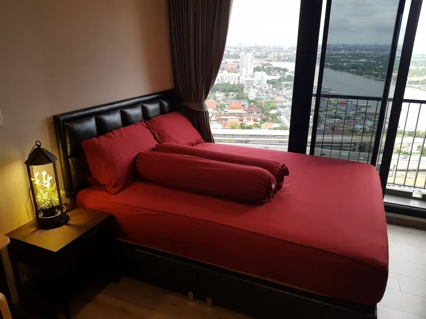 5 Min to MRT Station ,River View luxury - Image 1