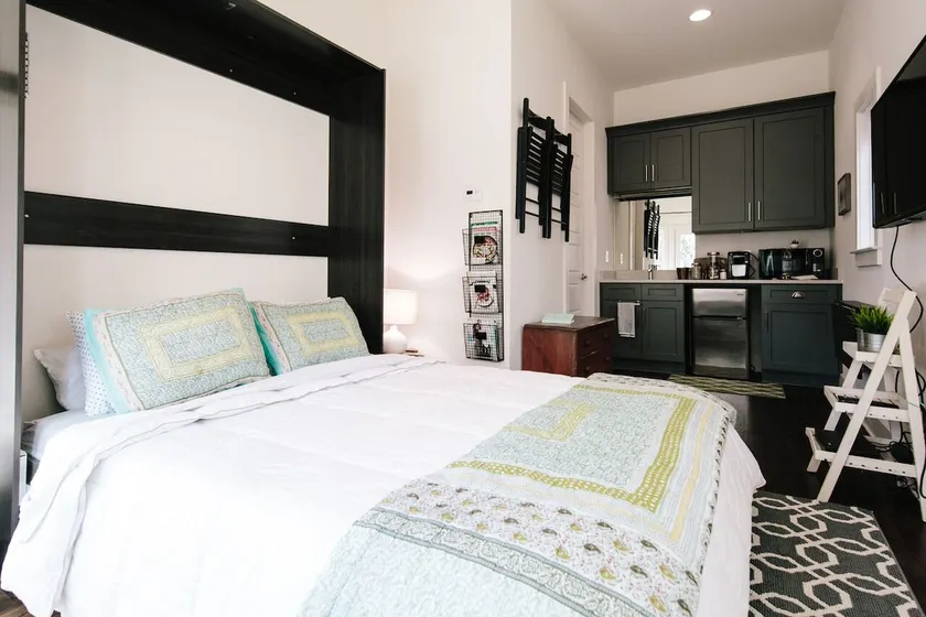 A beautiful, quiet studio in Northeast Atlanta - Image 1