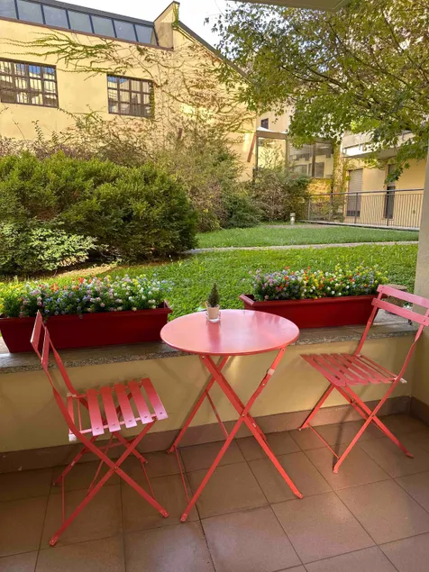 Laura s garden - romantic place and private parking - Image 1