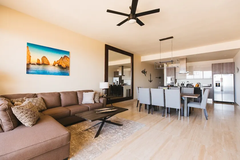 5 Star Condo - 3rd Floor Arch & Ocean View - Image 1