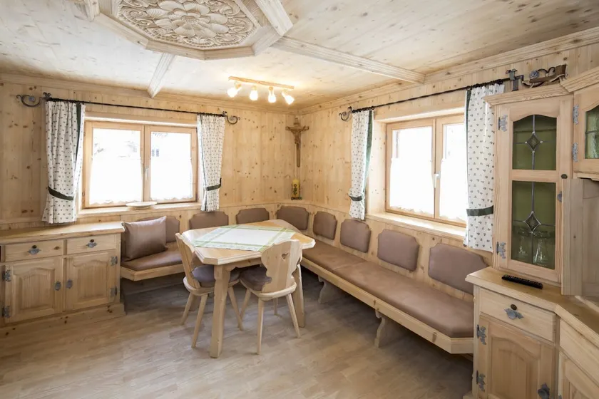 Idyllically located chalet - Image 1