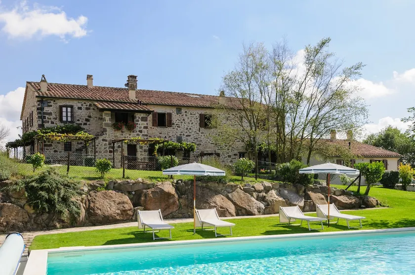 Girasole Cottage overlooking the Orcia valley in Tuscany - Image 1
