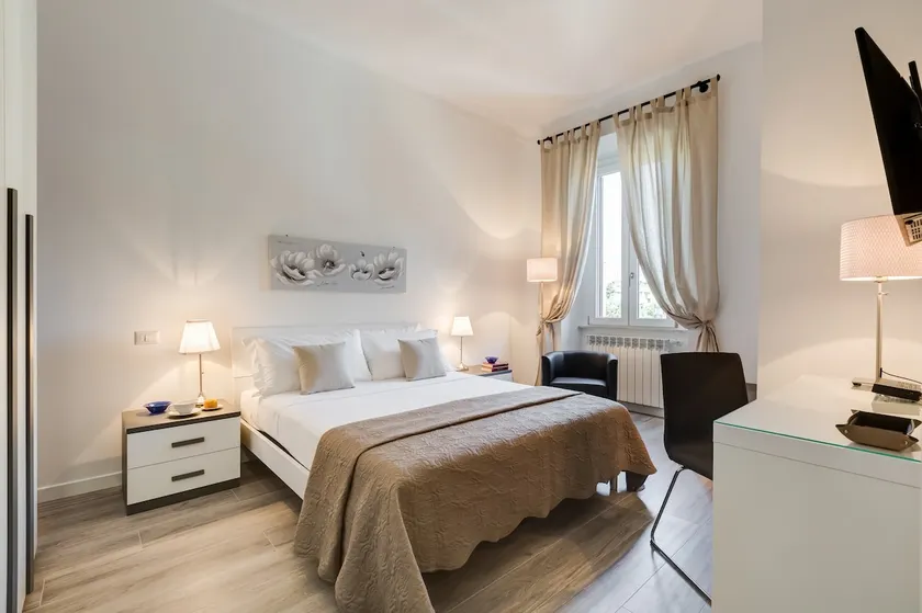 Lovely Renovated 2 bed Flat Close to the Vatican - Image 1
