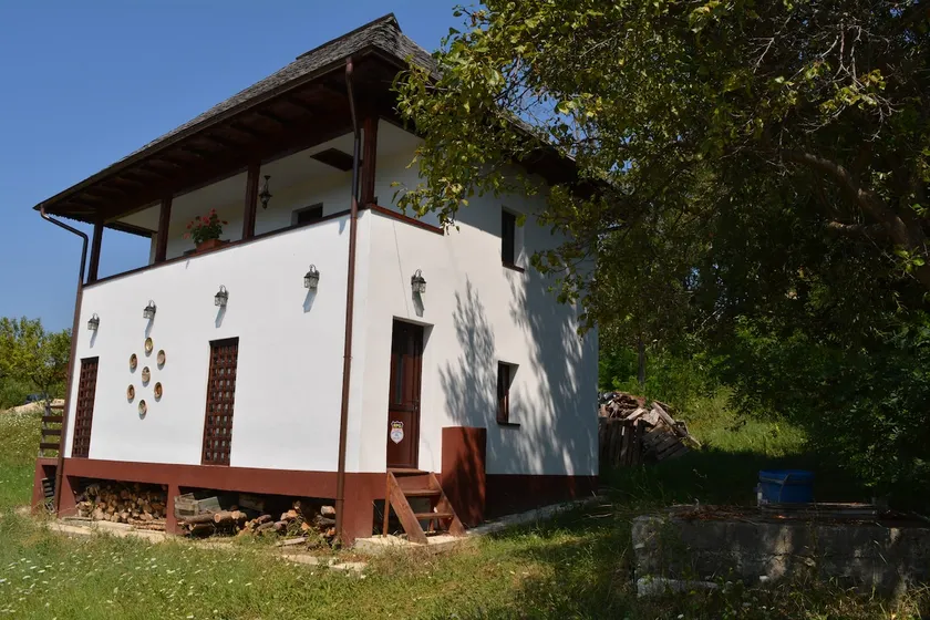 Cottage Poe, cu fata la Paradis - Image 1