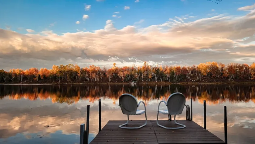 Mimo's Beauty Lake Cabin - Image 1