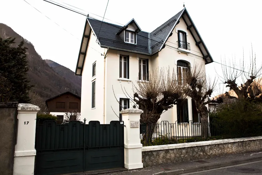 Townwith house w/ private swimming pool. - Image 1
