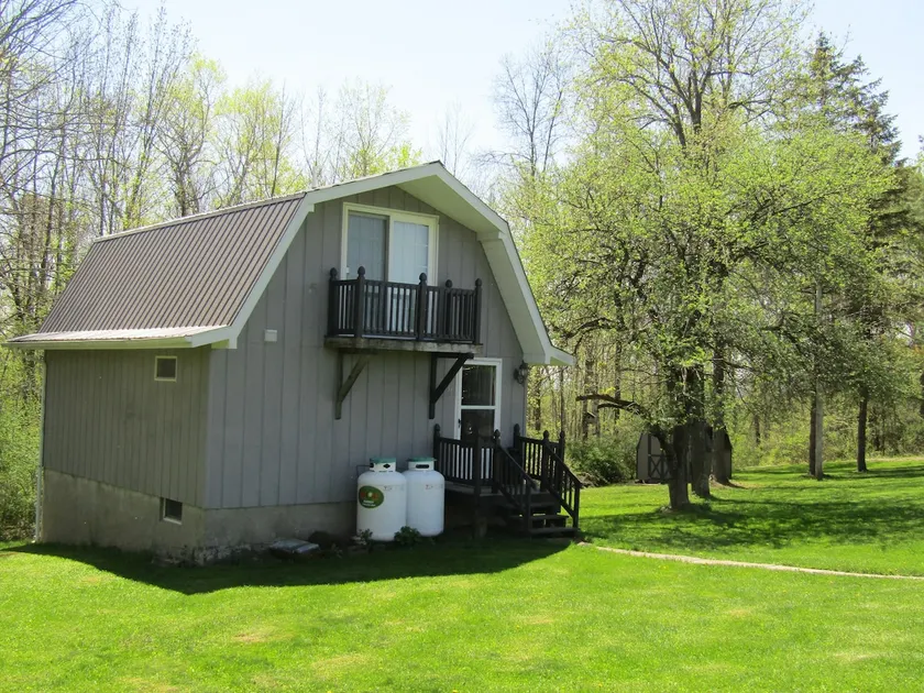 Secluded Cabin Retreat – Peace, Privacy & Nature - Image 1