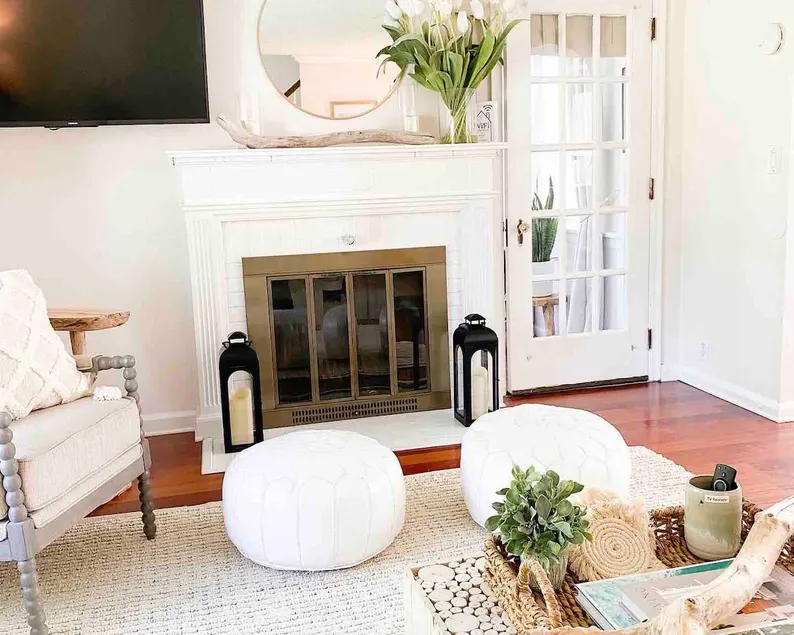Relaxing Coastal Inspired Cottage, Walk to lake! - Image 1