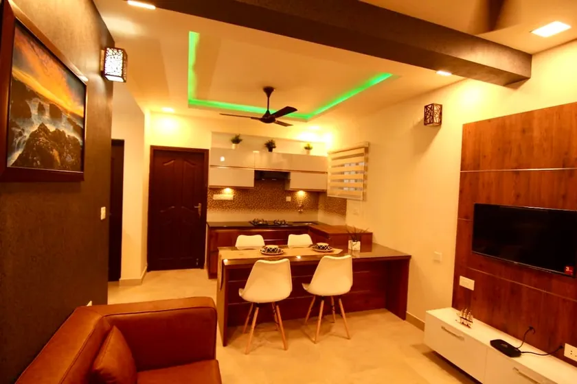 Green Royale ”Lavender” Premium Serviced Apartment - Image 1