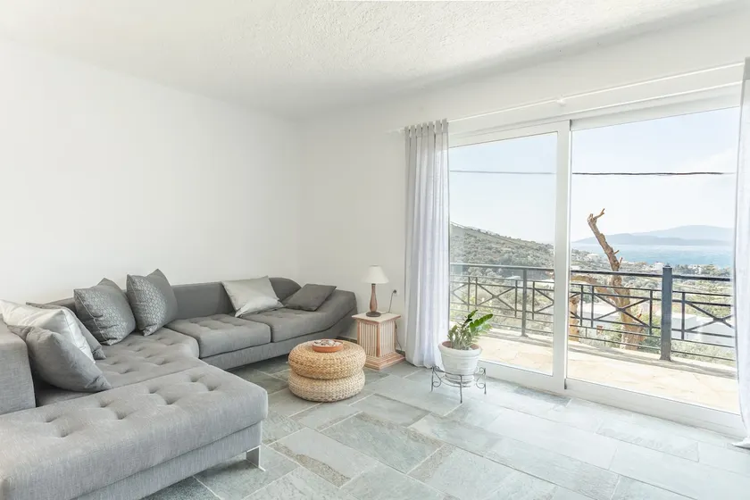 Modern 80qm Apt. with seaview 1 h from athens - Image 1