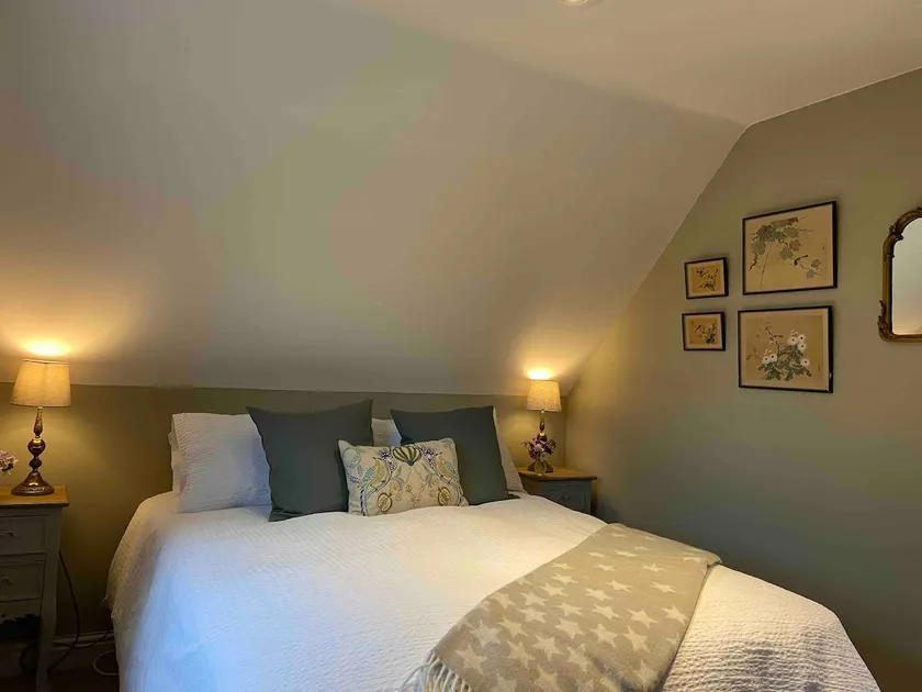 Stylish Getaway in the Heart of the Pewsey Vale - Image 1