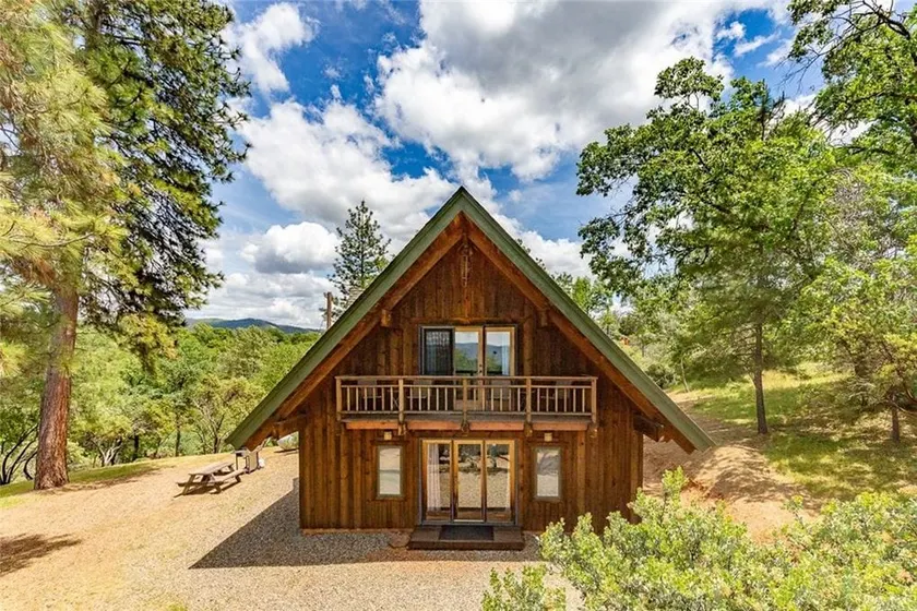 Casa Manzanita in Midpines! 26 miles to Yosemite! - Image 1