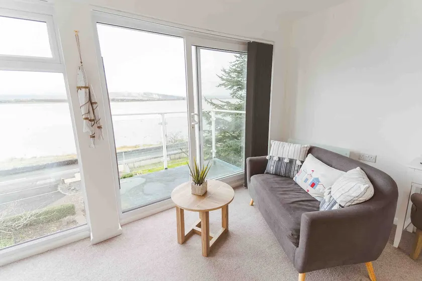 Watersedge Retreat, views, sunsets, dogs welcome - Image 1