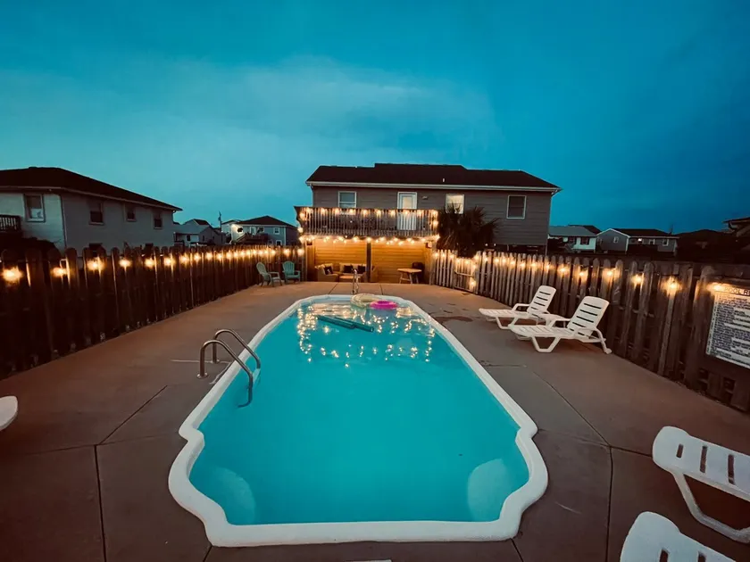 NEW LISTING!!  Designer Home, Private Pool, 2 Blocks to the Beach, Sleeps 10 - Image 1