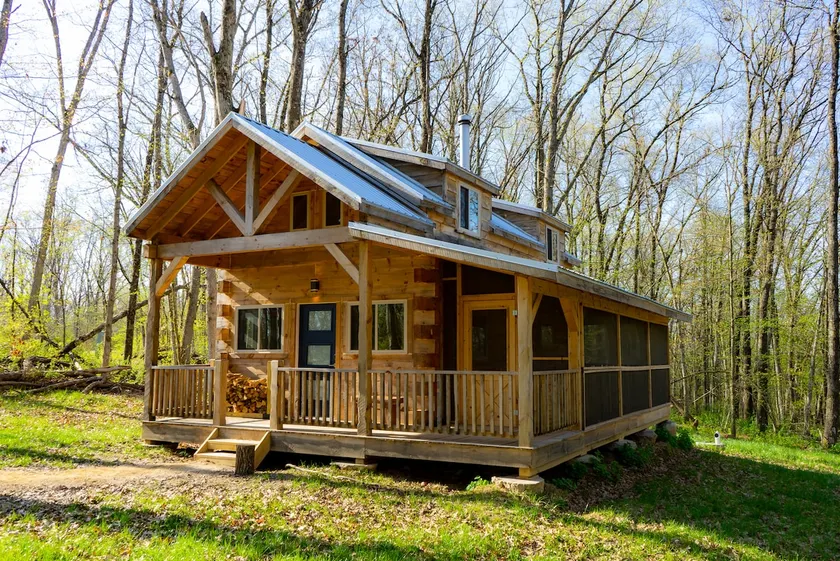 Towhee cabin at Driftless Creek - Image 1