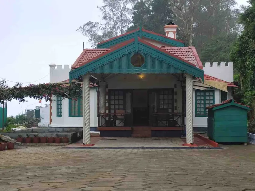 Reuben's Colonial Home Stay - Image 1