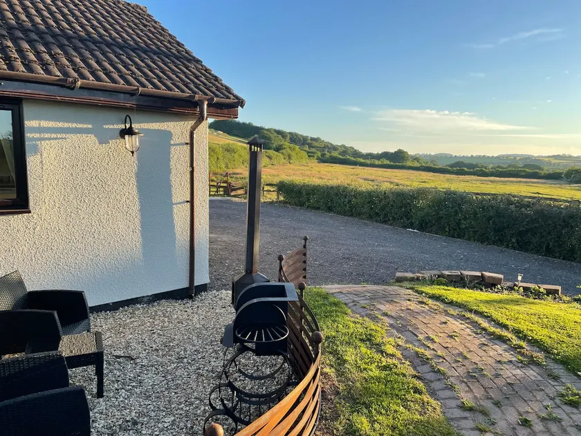 A Devon escape to relax and enjoy the countryside - Image 1