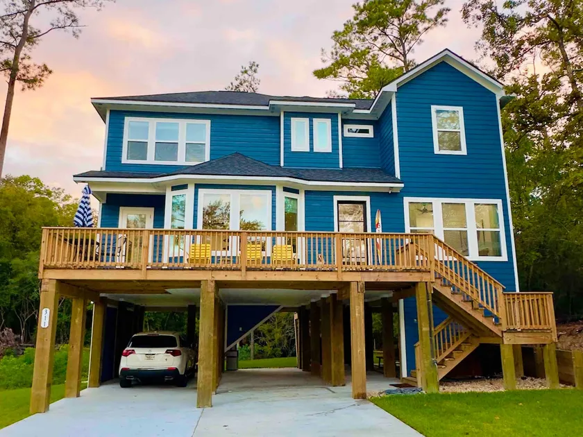 Family Pet Friendly Retreat Lake Livingston Cabin - Image 1