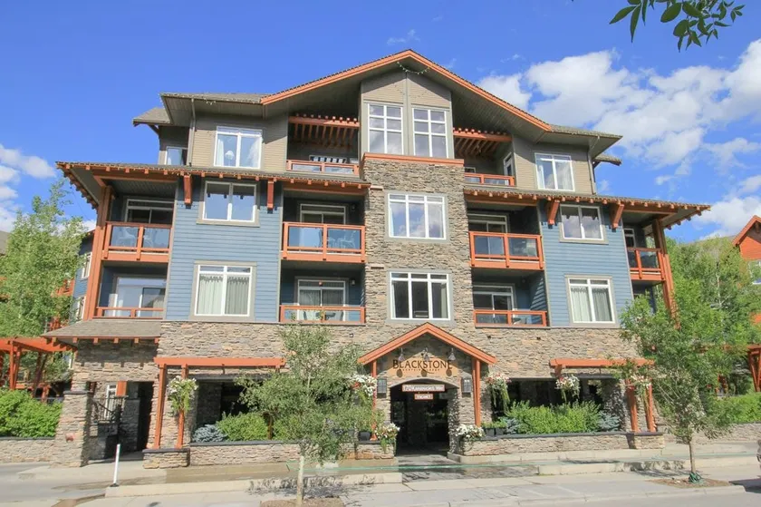 Luxury 2BR Canmore Retreat | Indoor Pool | Near Banff | 10%+ Member-Only Deal - Image 1