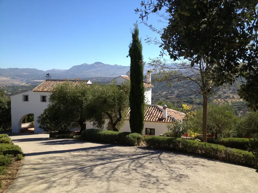 Villa Carmen Magnificent Country House in Serranía - Image 1