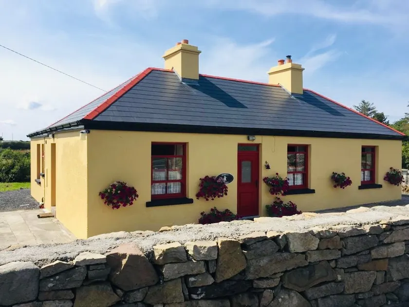 Bobby's Cottage, Mulranny (Mallaranny) - Image 1