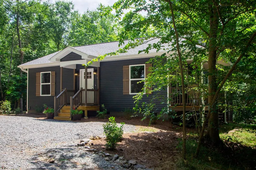 Hidden Pines - Smoky Mountain Foothills Cottage - Image 1