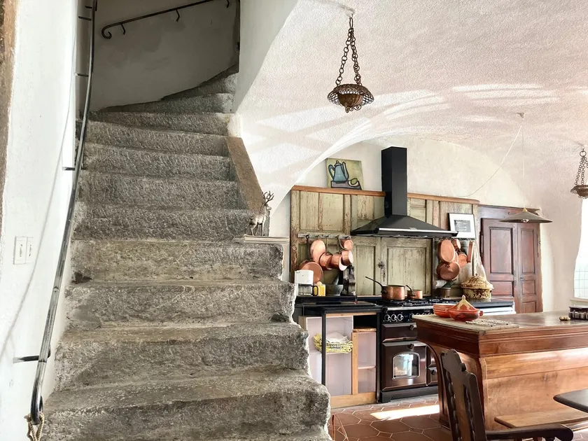 large charming house, quiet - Image 1