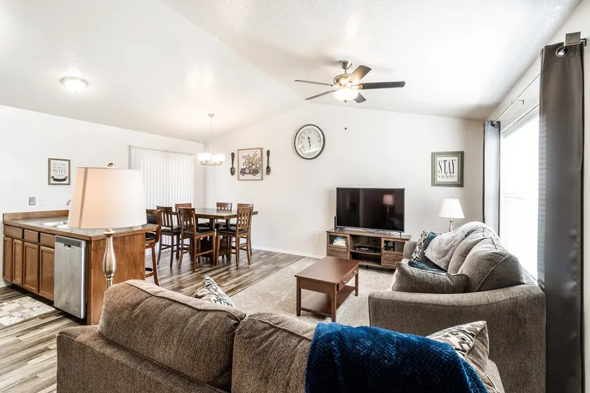 Family Friendly | Great Neighborhood | Garage - Image 1