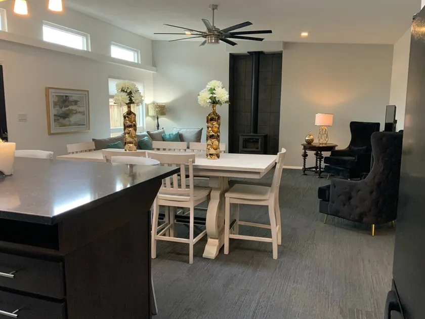Fabulous Foothills Townhome with Access to Trails! - Image 1
