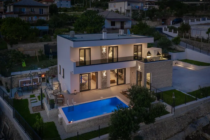 Beautiful Villa La Familia - Image 1