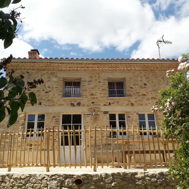 Old house renovated ecologically - Image 1