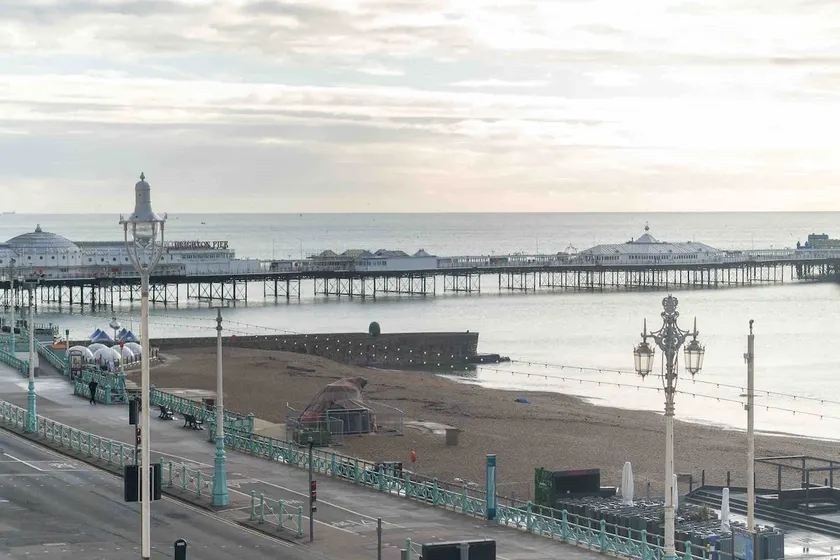 Brighton Seafront 5BR | Pier Views | Sleeps 12 - Image 1