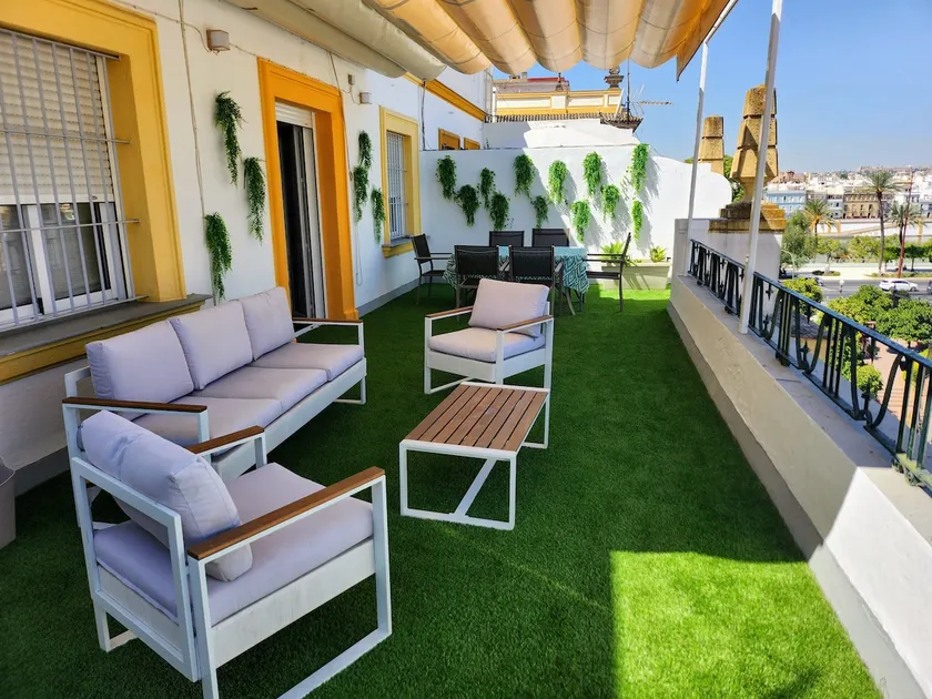 Trendy Penthouse by the Bullring - Image 1