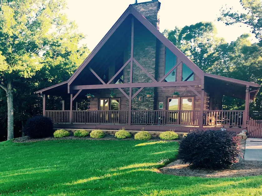 La vie est meilleure au Conner Lodge, près du lac Tellico et du Dragon - Image 1