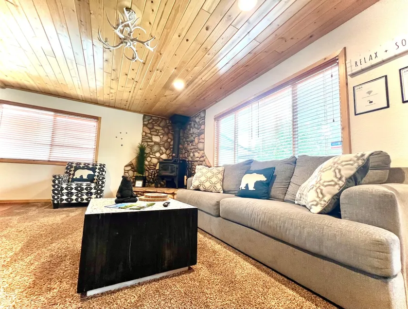 Hot Tub • Game Room • BBQ • Large Cabin • Dogs OK - Image 1