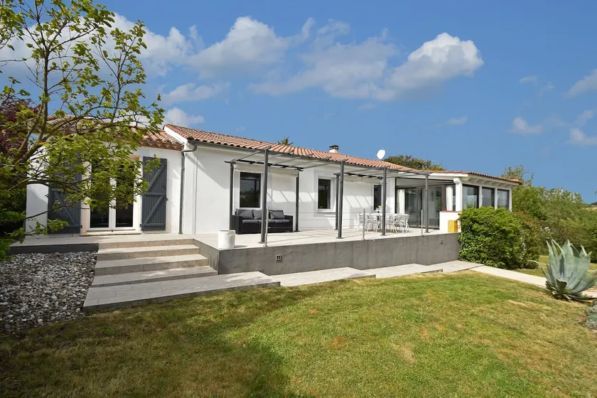 Villa mit Grill, privatem Pool und Terrasse | Bergblick - Image 1