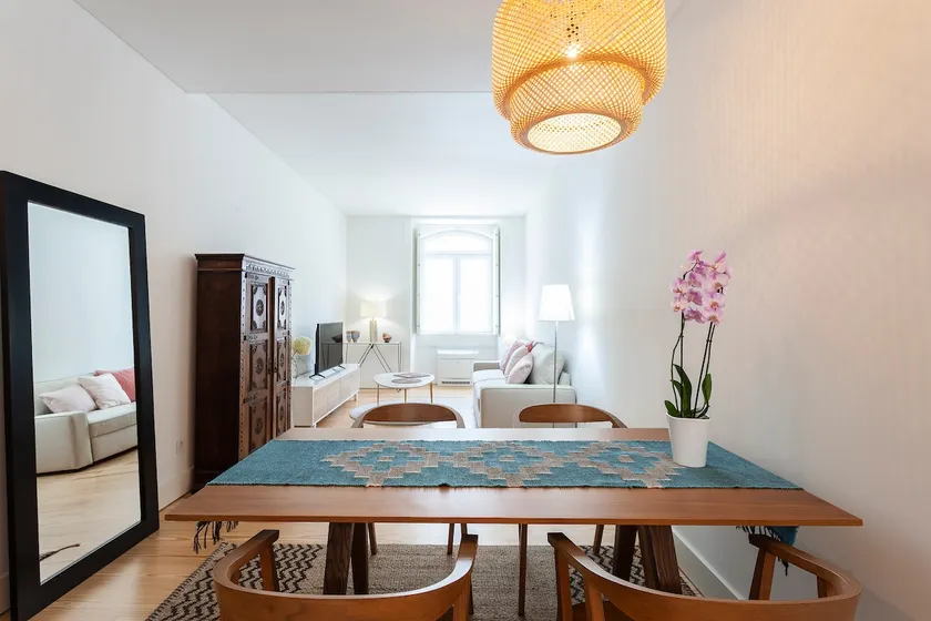 NEW!! Beautiful Downtown apartment (1BR) - Image 1