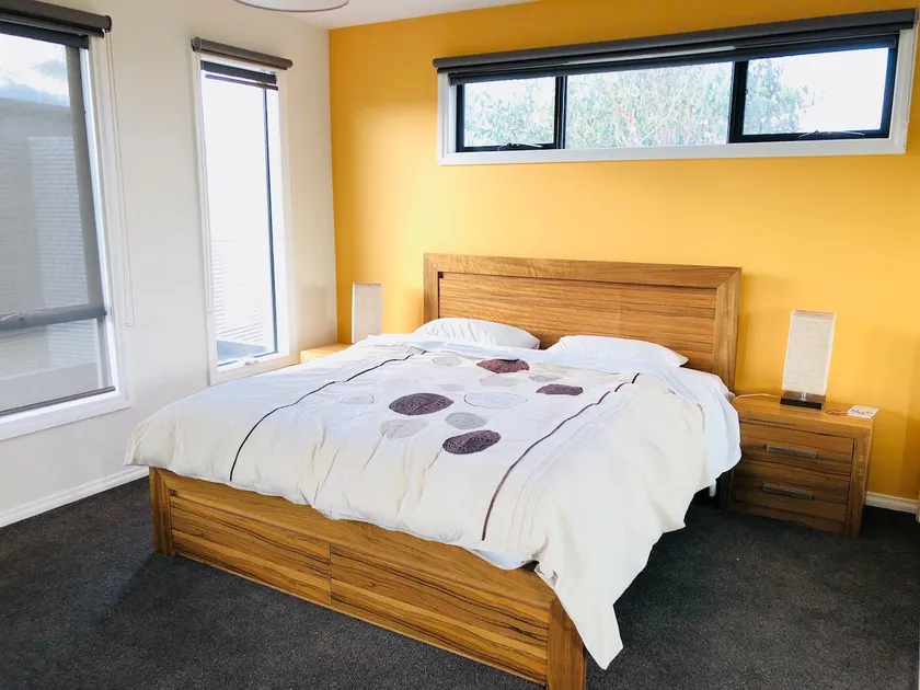Seal Two Bedroom Sea View Condo - Apollo Bay - Image 1