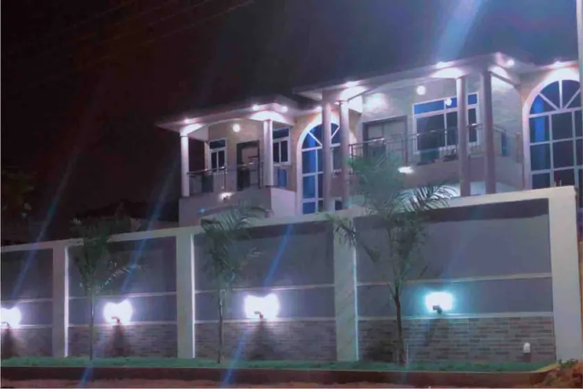 Wani’s Ocean View - Image 1