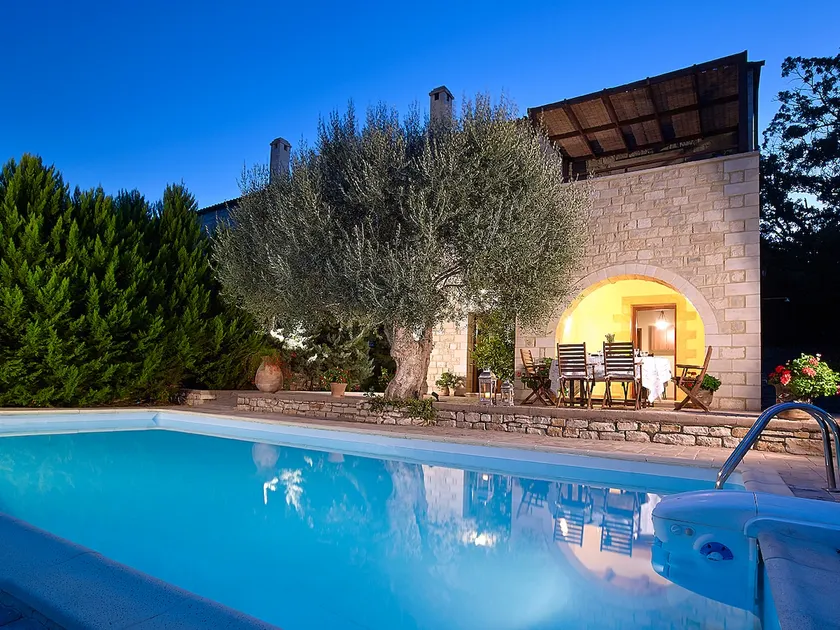 Vederi Estate - Image 1